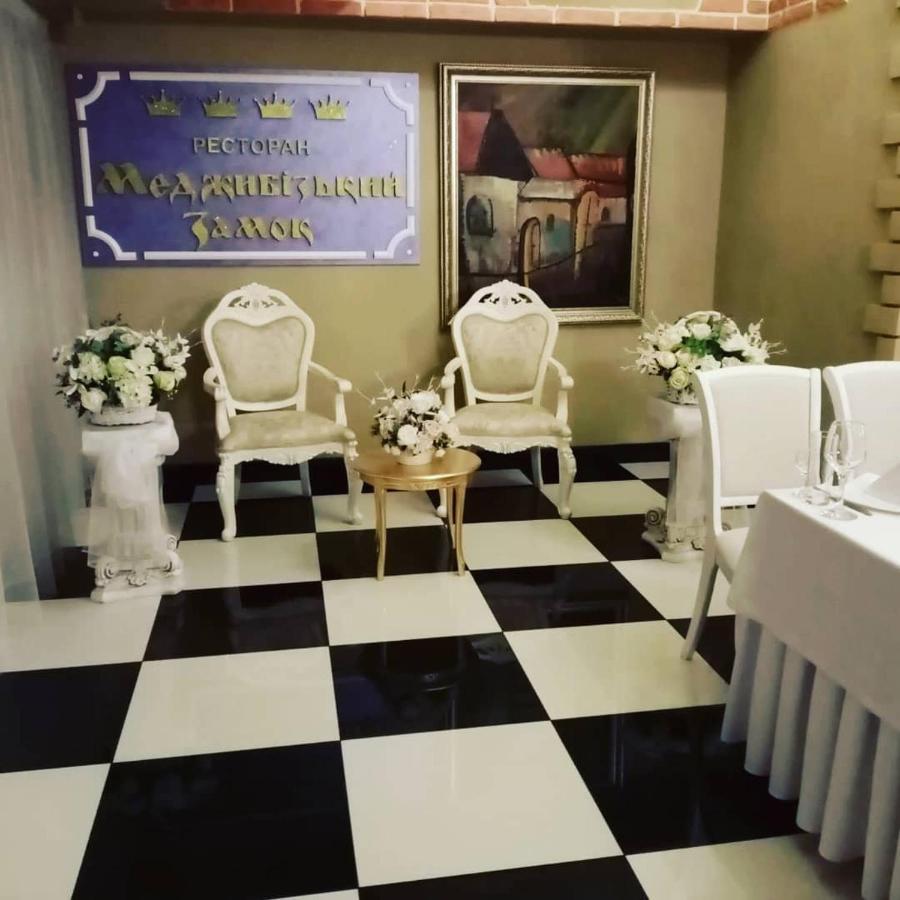 Medzhybozhskiy Zamok Tribukhovtsy Екстериор снимка